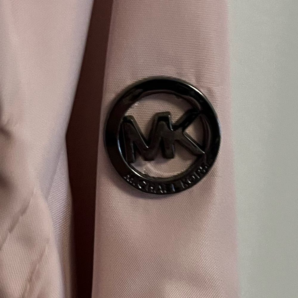 Michael Kors Dusty Pale Pink Raincoat Jacket Windbreaker. Size medium. - Picture 2 of 12